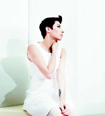 MaliKa Ayane