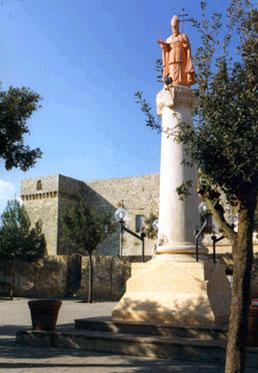 Castello e Colonna di San Giovanni