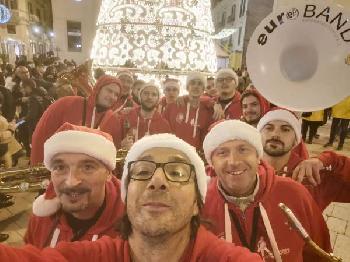 Il Natale si accende